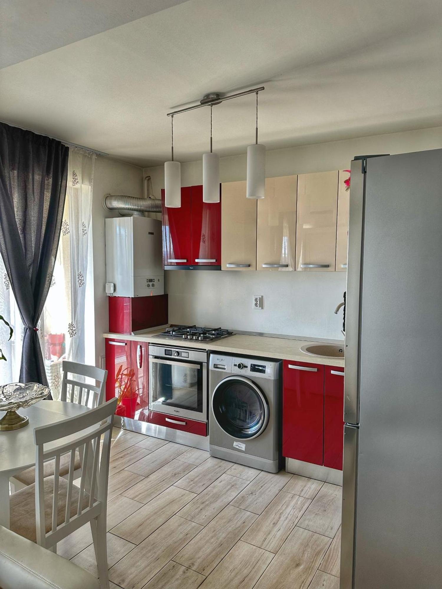 Fancy Apartament Promenada Balcon Panoramic, Parcare, Incalzire Pardoseala, Self Check In Κραϊόβα Εξωτερικό φωτογραφία